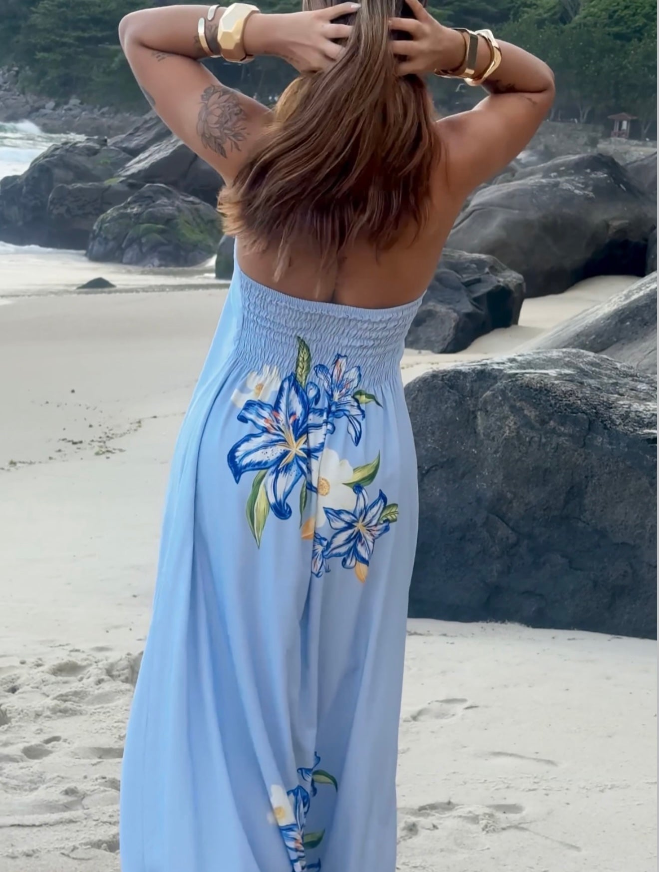 Vestido Saída de Praia Longo Tomara que Caia com Estampa Floral Moda Verão